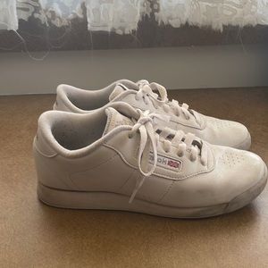 Women’s old school Reebok classics
